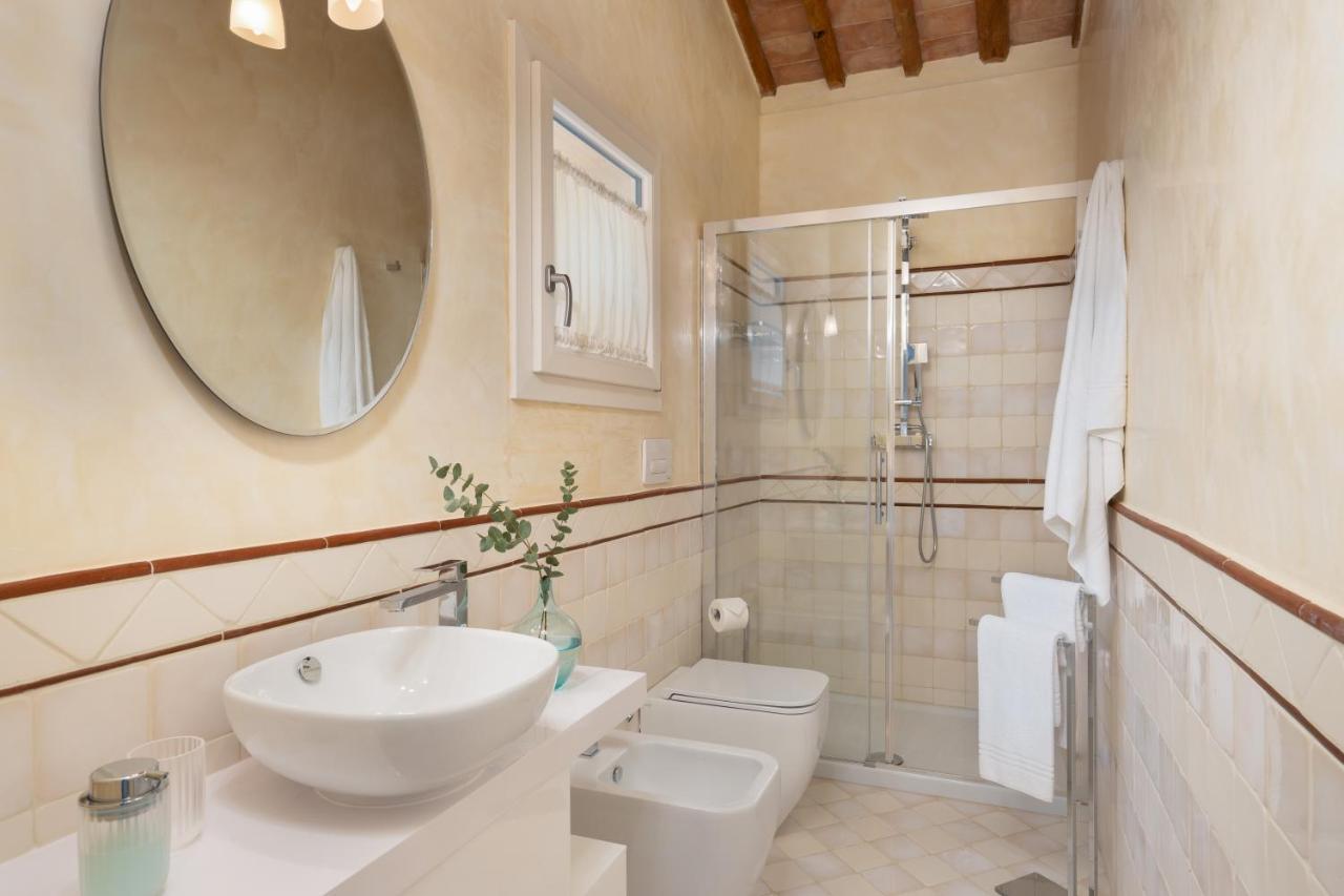 Villa Oliva - Pillo Holiday Villas Gambassi Terme Luaran gambar